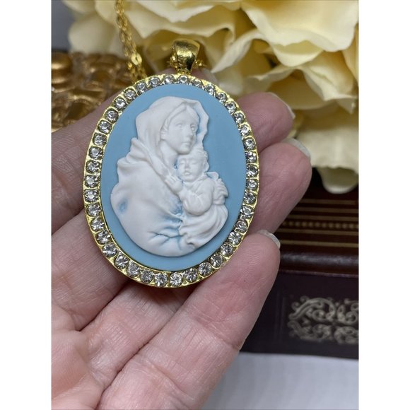 Anniversary mom Gift Blue White Wedding Jesus Cameo Mother Child Gold Crystal - Picture 7 of 9